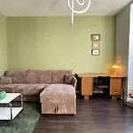 Le Manoir Mermoz : Appartement T2 Tout Equipe