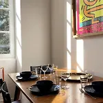 Le Manoir Mermoz : Appartement T2 Tout Equipe